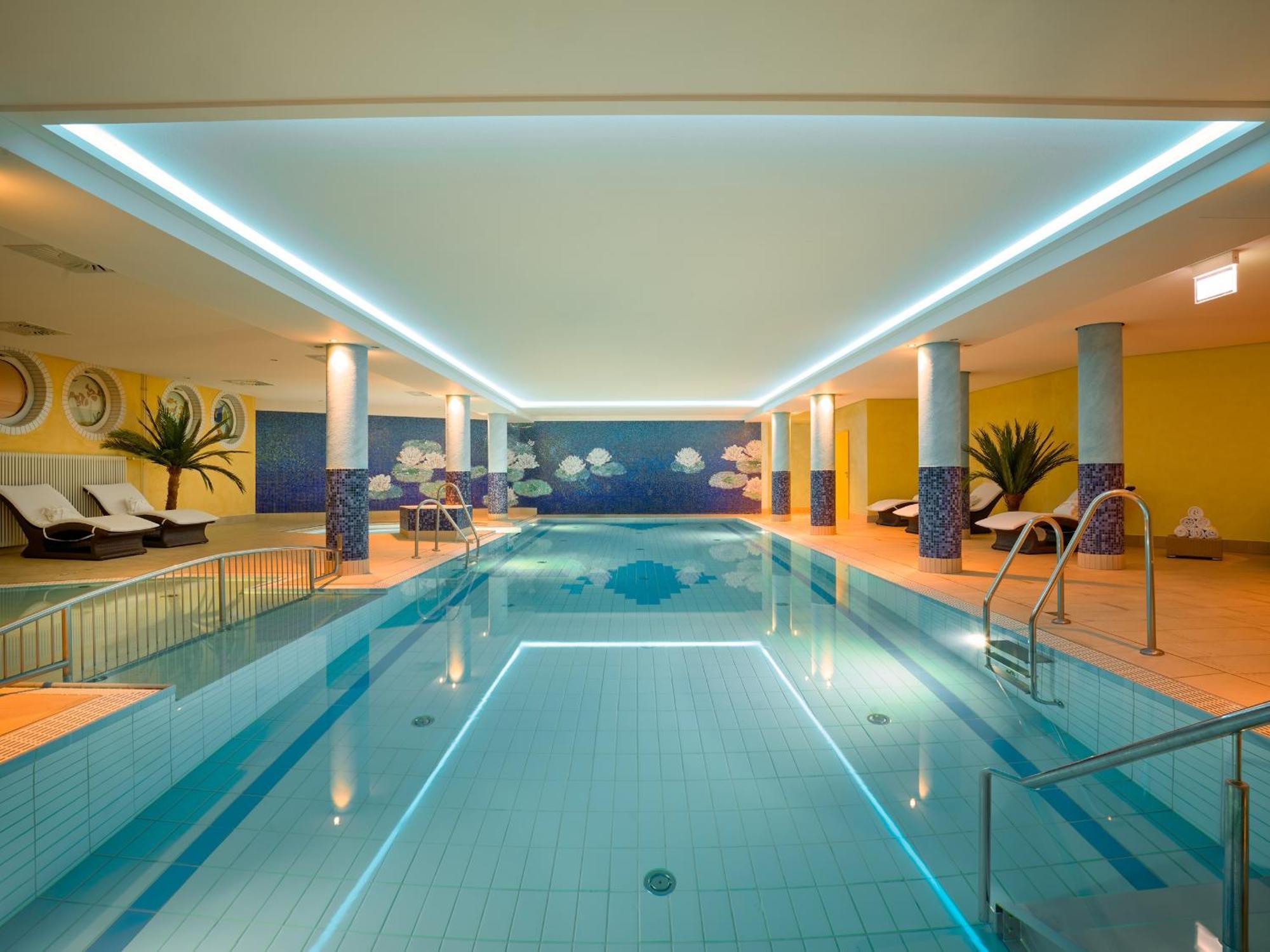 Strandhotel Seerose Kölpinsee Eksteriør bilde