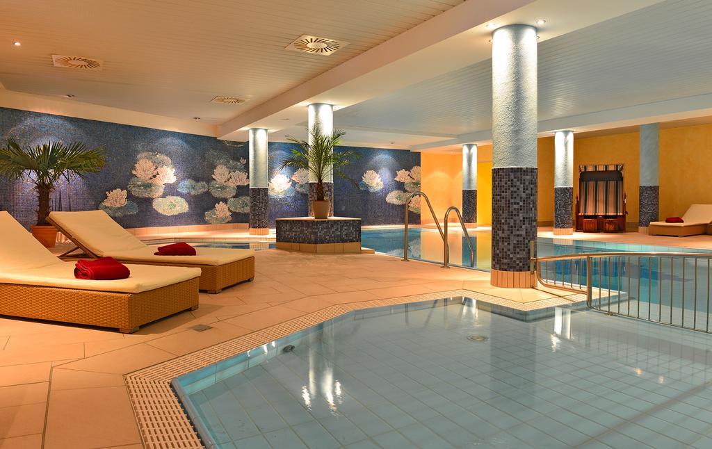 Strandhotel Seerose Kölpinsee Eksteriør bilde